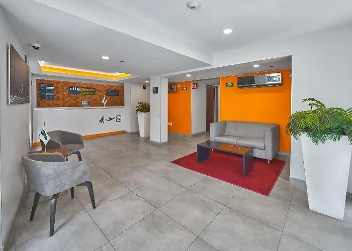 City Express Junior Cdmx Sullivan 3*